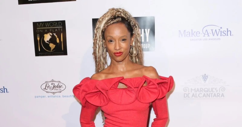 اكتشف أطفال النجمة ترينا ماكجي البالغين حملها في سن 54 عبر الإنترنت الصبي يلتقي العالم نجمة ترينا ماكجيلقد صدم حملها في سن الرابعة والخمسين العالم وأطفالها. وكشفت ماكجي، التي أعلنت