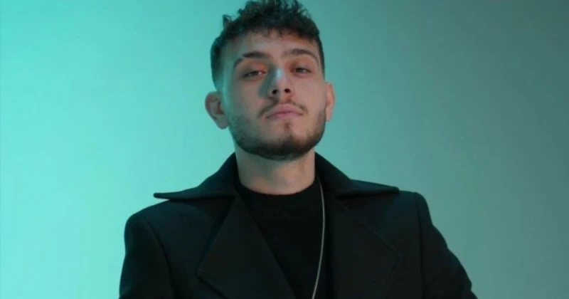 الشامي يكسر حاجز ال18 مليون مشاهدة بعد ما يقارب الشهر على طرح أغنيته خدني يواصل افاق عربيةان السوري الشامي تحقيق كبير بأغنيته الجديدة خدني، التي أطلقها منذ ما يقارب الثلاث أسابيع ع