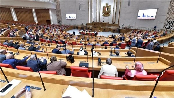 إشادة برلمانية بنجاح مصر في جذب استثمارات ب3.21 مليار دولار في 3 أشهر.. يؤكد قدرة الاقتصاد المصري على مواجهة التحديات مصر تنجح في جذب استثمارات ب3.21