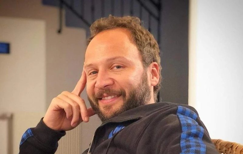 مكسيم خليل ينشر الإعلاني الدعائي لمسلسل ترتيب خاص وهذا موعد عرضه-بالفيديو تعرف على التالي مكسيم خليل ينشر الإعلاني الدعائي ل مسلسل ترتيب خاص وهذا