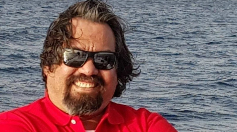 اتدفن يوم العيد وفاة الطيار المصري حسن عدس وننشر التفاصيل الكاملة لما حدث على الطائرة الطيار المصري , آثارت الحادثة الخاصة بالكابتن حسن عدس و التي قد