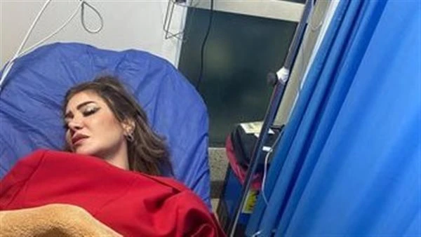 لقاء سويدان في المستشفى نتيجة التعرض إلى وعكة صحية شديدة ظهرت صور على مواقع التواصل الاجتماعي للفنانة والإعلامية لقاء سويدان وهى على سرير المرض في