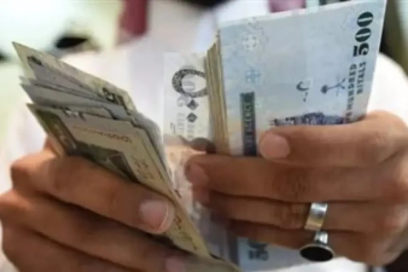 سعر الريال السعودي اليوم في السوق السوداء والبنوك مقابل الجنية المصري الاثنين 24 يونيو 2024 ارتفع سعر الريال السعودي مقابل الجنيه المصري في السوق