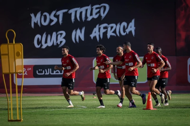 قائمة الأهلي لمواجهة فاركو في الدوري العام المصري كشف المدرب المخضرم السويسري مارسيل كولر المدير الفني للفريق الاول لكرة القدم بنادي الأهلي عن قائمة