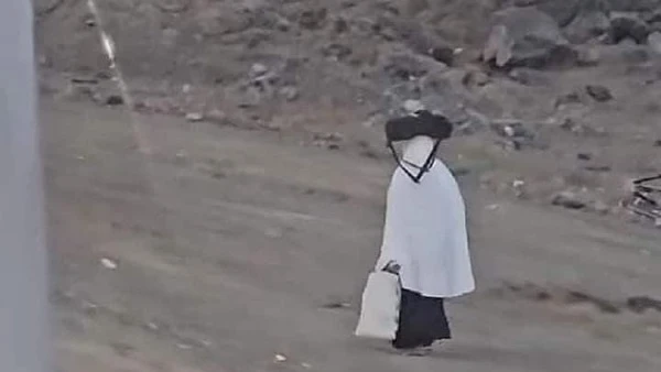 انفوجراف وصلت عرفات سيرا على الأقدام.. الحاجة ماجدة صدقت ربها فصدقها .. أيقونة للجهاد من أجل إتمام فريضة الحج في واحدة من أكثر القصص تأثيرا وإلهاما، أظهرت الحاجة ماجدة محمد موسى، ا