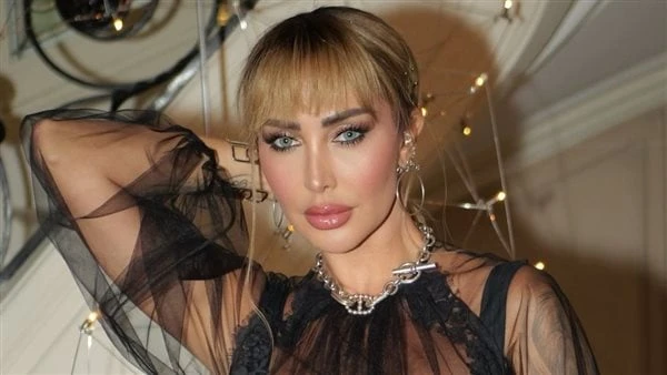جويل مردينيان تثير الجدل بإطلالة جديدة .. شاهد شاركت الإعلامية وخبيرة التجميل جويل مردينيان متابعيها ومحبيها، أحدث إطلالة، عبر حسابها الرسمي على موقع