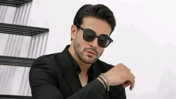 رواية عوض العمر هند: قومي يا بت انتي فزي من مكانك واعمليلي كوباية شايسها بتعب: حرام عليكي يا عمتي انا لسة مخلصة تنضيف في الشقة كلها وحضرت الغدا كمان عاوزة ارتاح شوية قبل ما اروح ال