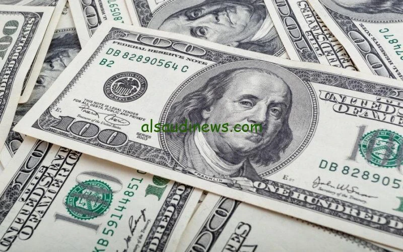 الاخضر الامريكى بكام.. سعر الدولار اليوم الجمعة 21 يونيو 2024 فى السوق السوداء وفى جميع البنوك المصرية أكثر ما يشغل بال المواطنين هو سعر الدولار اليومى ويستمرون فى طرح الأسئلة بشكل