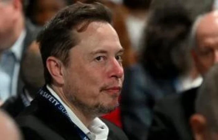 إيلون ماسك: لن تكون هناك هواتف في المستقبل.. سيتواجد فقط أعلنت شركة التابعة لشركة لإيلون ماسك في يناير من هذا العام، أنها نجحت في زرع شريحة دماغية في