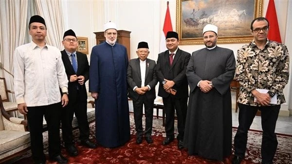 نائب رئيس إندونيسيا: مناهج الأزهر تعمل على تخريج علماء يستطيعون النهوض بمجتمعاتهم استقبل معروف أمين، نائب رئيس جمهورية إندونيسيا، الدكتور محمد