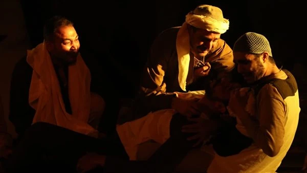 قومية البحيرة تعرض السد بمهرجان فرق الأقاليم المسرحية قدمت فرقة قومية البحيرة، العرض المسرحي السد على مسرح قصر ثقافة روض الفرج، ضمن فعاليات المهرجان