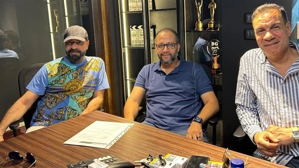 بعد غياب سنوات.. محمد سعد يعود للسينما بفيلم الدكتور عدوه كشف المنتج محمد الرشيدي عن تعاقده مع الفنان محمد سعد على تقديم فيلم جديد بعنوان دكتور