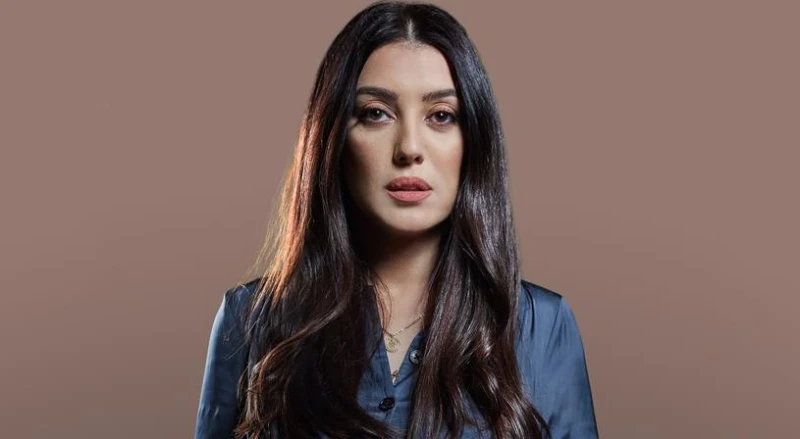 كندة علوش تكشف تفاصيل تعرضها للتنمر مرت الفنانة السورية كندة علوش بتجربة قاسية خلال العام ونصف الماضي، تمثلت في إصابتها بسرطان الثدي. واجهت علوش