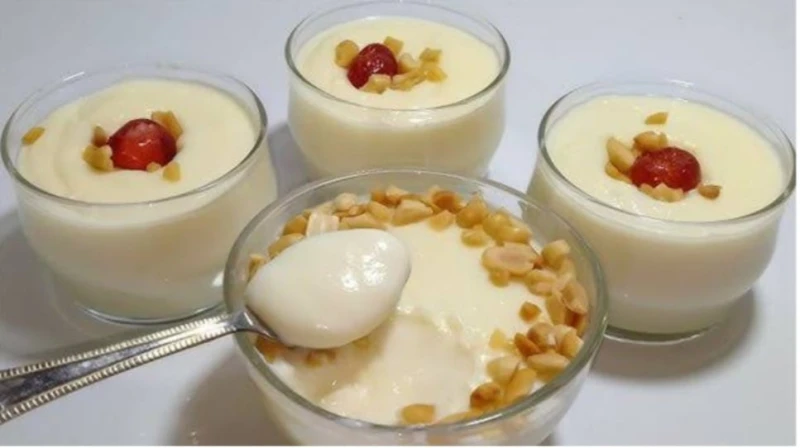 مهلبية النشا اعمليها على أصولها بطريقة سهلة وسريعة وبمقادير مظبوطة تعد المهلبية من الحلويات الصيفية المنعشة التي تقبل الأمهات على تحضيرها بشكل مستمر