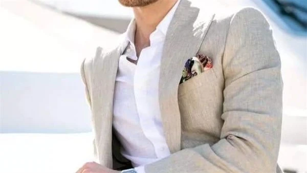 سليم انا جيت عشان انفذ شرط جدي في احد قري الصعيد وبالأخص في محافظه سوهاج وفي احد البيوت الفاخمه الذي تملكه عائله من اكبر عائلات الصعيد في بهو هذا اخ6 الكبير يجلس كبير اكبر عائله من