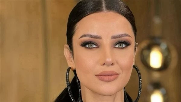 أحدث ظهور وإطلالة ساحرة للإعلامية رضوى الشربيني بفستان بينك أثارت رضوى الشربيني الجدل مؤخرا بسبب إطلالتها الجميلة، والبسيطة على جمهورها من خلال صفحات