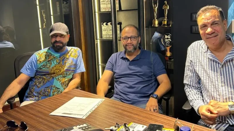 بعد غياب 5 سنوات.. مفاجأة لعشاق الفنان محمد سعد بعد غياب دام 5 سنوات عن شاشات السينما، يعود الفنان المصري محمد سعد بفيلم جديد يحمل اسم دكتور