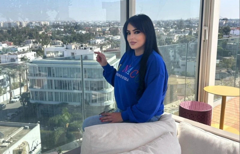 نادية العروسي تقطر الشمع على ريم فكري افاق عربيةكتبت الفنانة المغربية نادية العروسي، تدوينة اعتبرها بعض النشطاء على أنها تقطير للشمع على المغنية ريم فكري، لا سيما بعد خروج الأخيرة 