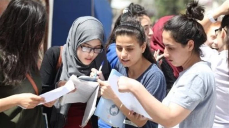 امتحان فيزياء ثانوية عامة 2023 بنموذج الإجابة.. اعرف التفاصيل أتاحت وزارة التربية والتعليم والتعليم الفني، امتحان فيزياء ثانوية عامة 2023، عبر موقعها