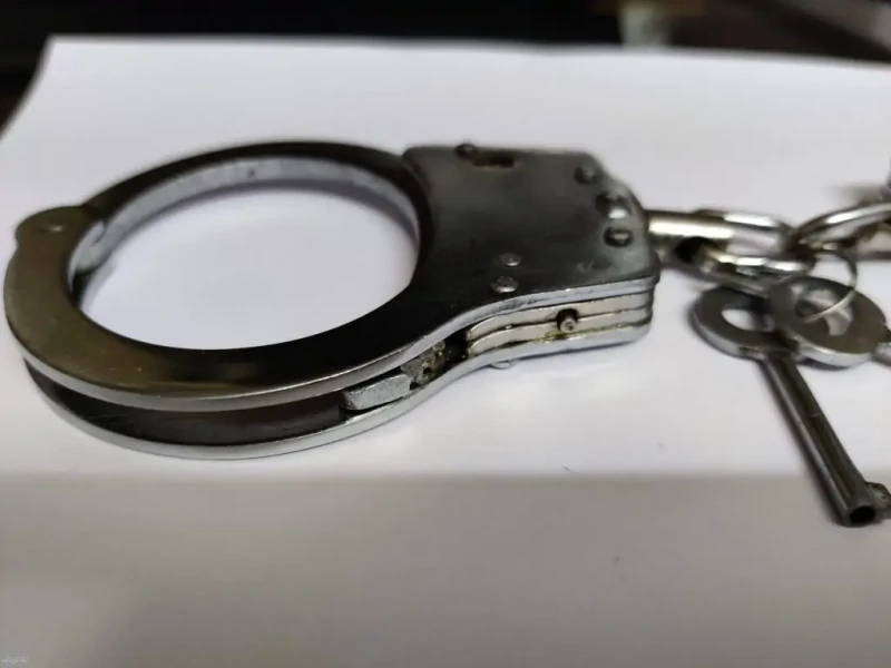 أمن الإسكندرية يتحفظ على سائق النقل المتسبب في وفاة نورهان ونرجس قامت الأجهزة الأمنية بالإسكندرية ، بالتحفظ على السائق الذي اصطدمت سيارته بمشجعتين من