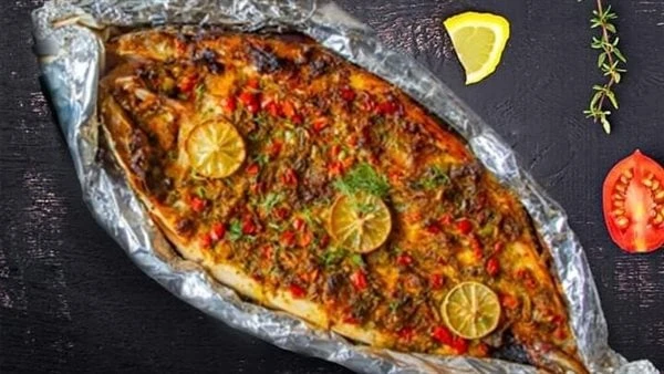 سر المطاعم .. طريقة عمل سمك سنجاري في الفرن تعد الأسماك من الاكلات التي يعشقها الكثيرين، لذلك نقدم لكي اليوم طريقة عمل سمك سنجاري في الفرن بأسرار