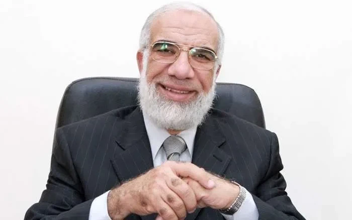 من هو الشيخ عمر عبد الكافي وما هي حقيقة وفاته لقد تم مشاركة تدوينة لأحد الدعاة السعوديين حول وفاة الدكتور عمر عبد الكافي، حينها بدأ الناشطون بالبحث