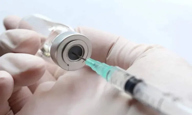 هيئة الدواء المصرية تسحب عقارا شهيرا من الصيدليات.. ما هو؟ أصدرت هيئة الدواء المصرية منذ بداية العام الجاري، 40 منشورا تحذيريا بشأن سحب ووقف تداول