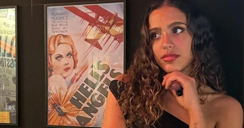 جنا عمرو دياب تشارك متابعيها كواليس تصوير أغنيتها الأولى نشرت جنا دياب، إبنة افاق عربيةان المصري عمرو دياب، مجموعة من الصور ومقاطع الفيديو مع