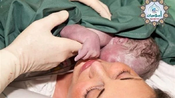 ټوفت زوجته أثناء الولادة ټوفت زوجته أثناء الولادة دفعه ان يتزوج صديقتها الطبيبة التى ولدتها.. وفى ليلة الډخلة اكتشف مفاجأة قاټلة جعلته ينهاربدأت الحكايه عندما كنت عائد ذات يوم من ع