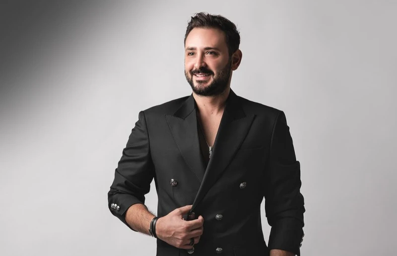 خاص هادي ضو يستعد لعمل فني جديد قريبا يستعد الفنان اللبناني هادي ضو لإصدار أغنية جديدة على طريقة الفيديوكليب في الفترة المقبلة بحسب ما علم موقعنا خاصة ان هادي يحرص على إختيار أغنيا