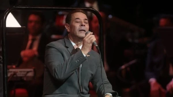 مدحت صالح يطرب جمهور الأوبرا بأروع أغانيه على المسرح الكبير نظمت دار الأوبرا المصرية برئاسة الدكتورة لمياء زايد حفلا أحياه النجم الكبير مدحت صالح على