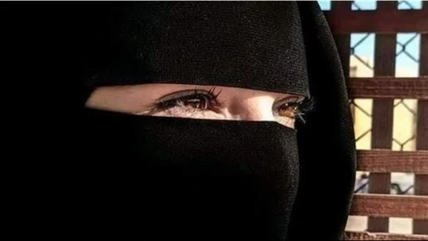 رواية مرض الحب جميع الفصول كاملة انتي يازف2ته لسه معملتيش اكل للضيوف. علياء بتعب: حاضر هعمل بس والله تعبانه من جرعات السرطان يلي باخدها هرتاح شويه واعمل يا عاصم. عاصم ببرود: ميلزمن