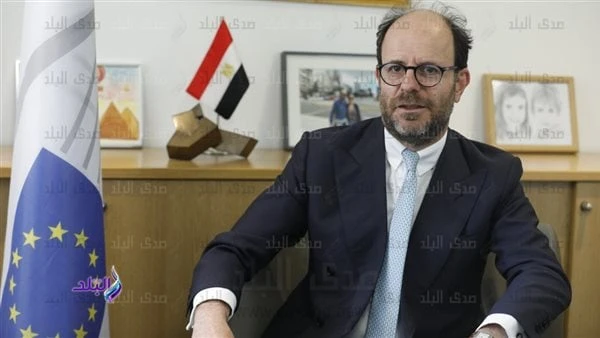 البنك الأوروبي للاستثمار: توجيه 600 مليون يورو لدعم الاقتصاد الأخضر بمصر قال جويدو كلاري ممثل البنك الاوروبي للاستثمار في مصر، إن مبلغ 600 مليون يورو
