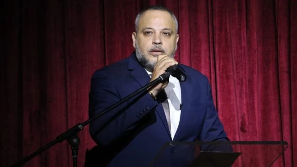 تامر عبد المنعم: ثورة ٣٠ يونيه رسخت مفهوم الهوية أكد الفنان تامر عبد المنعم، رئيس الإدارة المركزية للشئون الفنية بالهيئة العامة لقصور الثقافة، أنه في مثل هذا اليوم التاريخي اتحد جم