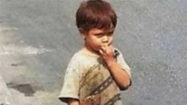 قصه واحد صاحبى كلمنى على الف چنيه امبارح كامله واحد صاحبي كلمني على ألف چنية سلف إمبارح بليل فقولتله والله ما متوفر معايا فلوس حاليا لكن إمهلني لحد بكرة العصر وإن شاء الله هكون جهز