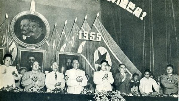 روسيا بحربها الشاملة مع الغرب.. حان وقت إحياء التحالف الستالينى البائد كوريا الشمالية بعد كوبا لا يحتاج المشهد العالمى لخبراء أو متخصصين لفك طلاسم