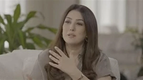 كندة علوش تكشف لأول مرة كواليس إصابتها بالسرطان: شعري وقع من راسي واشتريت باروكة فاجأت الفنانة كندة علوش، جميع محبيها من الجماهير بمصر والوطن العربي، بتصريحات كشفت فيها أنها كانت م