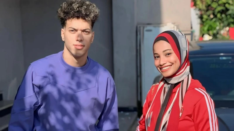 4 قرارات عاجلة من النيابة في حادث مشجعتي الأهلي ببرج العرب أمرت جهات التحقيق، بالتحفظ على كاميرات المراقبة المتواجدة في محيط حادث اصطدام سيارة بمشجعتي الأهلي أمام ستاد برج العرب أث