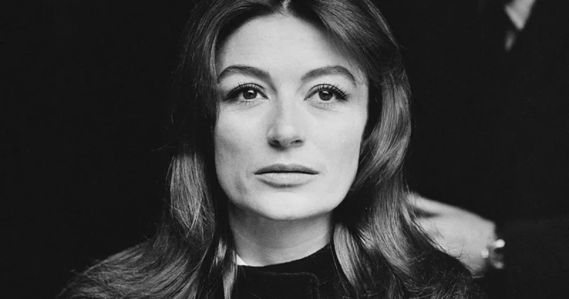 الفن و المشاهير: وفاة الممثلة الفرنسية أنوك إيميه عن عمر يناهز 92 سنة شاهد المقال التالي من صحافة لبنان عن وفاة الممثلة الفرنسية أنوك إيميه عن عمر