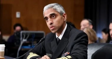 مسؤول أمريكى يدعو إلى وضع علامات تحذيرية على وسائل التواصل الاجتماعى شاهد المقال التالي من صحافة مصر عن مسؤول أمريكى يدعو إلى وضع علامات تحذيرية على