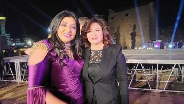 إعلان نظارات.. هالة صدقي تخطف الأنظار مع إلهام شاهين بالسعودية شاركت الفنانة هالة صدقي، صورة عبر حسابها الرسمي بموقع تداول الصور والفيديوهات إنستجرام