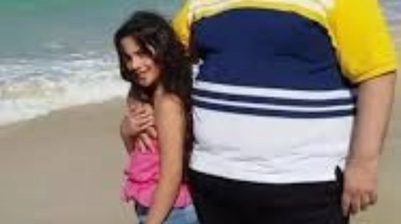 طالبة ثانوية عامة ضحية قطع الكهرباء.. خنقها تكييف سيارة توفيت طالبة بمرحلة الثانوية العامة، طريقة غريبة داخل سيارة أسرتها بمحافظة المنوفية، بعد أن لجأت إليها هربا من الحر الشديد نت