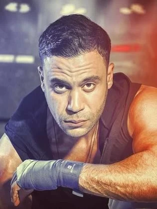 ماذا قال محمد إمام عن تفوق ولاد رزق 3 على فيلمه الجديد؟ افاق عربية - علق الفنان المصري، محمد إمام، على تصدر الجزء الثالث من سلسلة أفلام ولاد رزق،