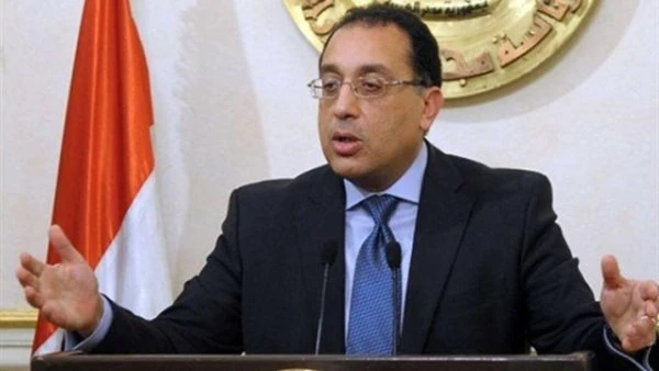 رئيس مجلس الوزراء المصري يعقد اجتماعا لمناقشة حلول مشكلة انقطاع الكهرباء عقد الدكتور مصطفى مدبولي، رئيس مجلس الوزراء المصري، اليوم، اجتماعا؛ لمناقشة