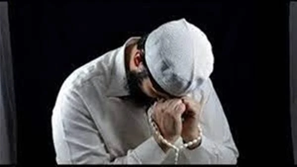 صلاة العيد الكبير.. 7 خسائر تجعلك تندم على تركها أمس وتصليها الآن لاشك أن صلاة العيد الكبير تعد من أهم السنن النبوية الشريفة التي حرص عليها وأوصى بها