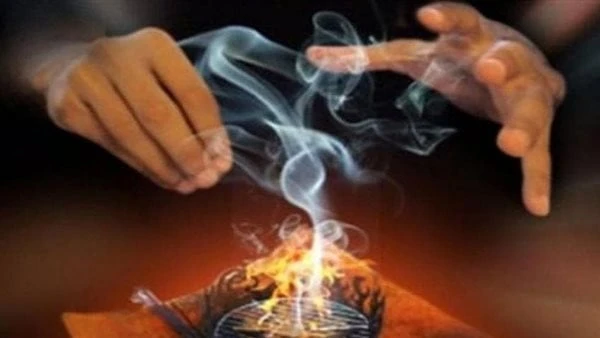 لو غلب على ظنك إنك مسحور.. عليك بهذه الأمور قال الدكتور محمد المهدي، أستاذ الطب النفسي بجامعة الأزهر، إن الحسد وارد في القرآن والسنة، منوها أنه إذا