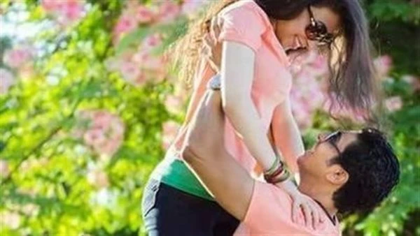 كدا بقلم سلمي ابراهيم ..اتجوز مين...البت مكملتش 10 سنين.....عادل..هتتجوزها ييوسف....انت كدا كدا مسافر ونت لازم تضمنهايوسف..يابابا انا اكبر منها