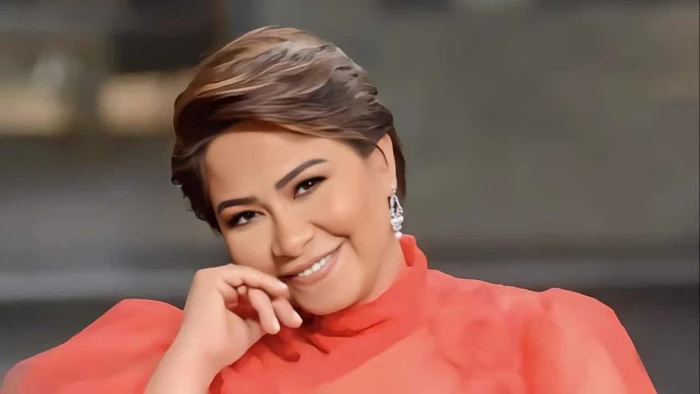 شيرين عبدالوهاب تعلن خطبتها وحسام حبيب يهنئها أعلنت الفنانة المصرية شيرين عبدالوهاب، الثلاثاء، خطبتها من خارج الوسط الفني، وذلك بعد طلاقها من مواطنها