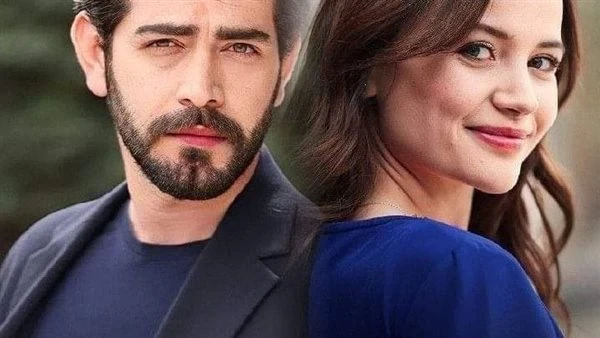 حب امتلاك _ انتي ساكنه هنا جديد ااه _ بيبصلها بنظره بريئه طفوليه اسمك اي ماهيتاب_ماتابلا ماهيتاب _ماعتاببتضحك لا ماهي تاب _انا هقولك يا ماهي ماشي