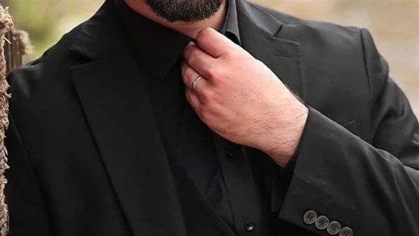 احببت ظابط _انزلي بسرعه احيييه احيييه _انزلي حاضر اهو نزلت ندى من عربيتها وقفت قدام الظابط ندى پخوف والله العظيم مافيها حاجه انا مبشتغلش ف الضابط